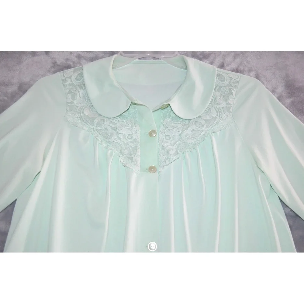 Vintage Shadowline Light Green Nylon Robe Women's Small Button Front 3/4 Sleeve
